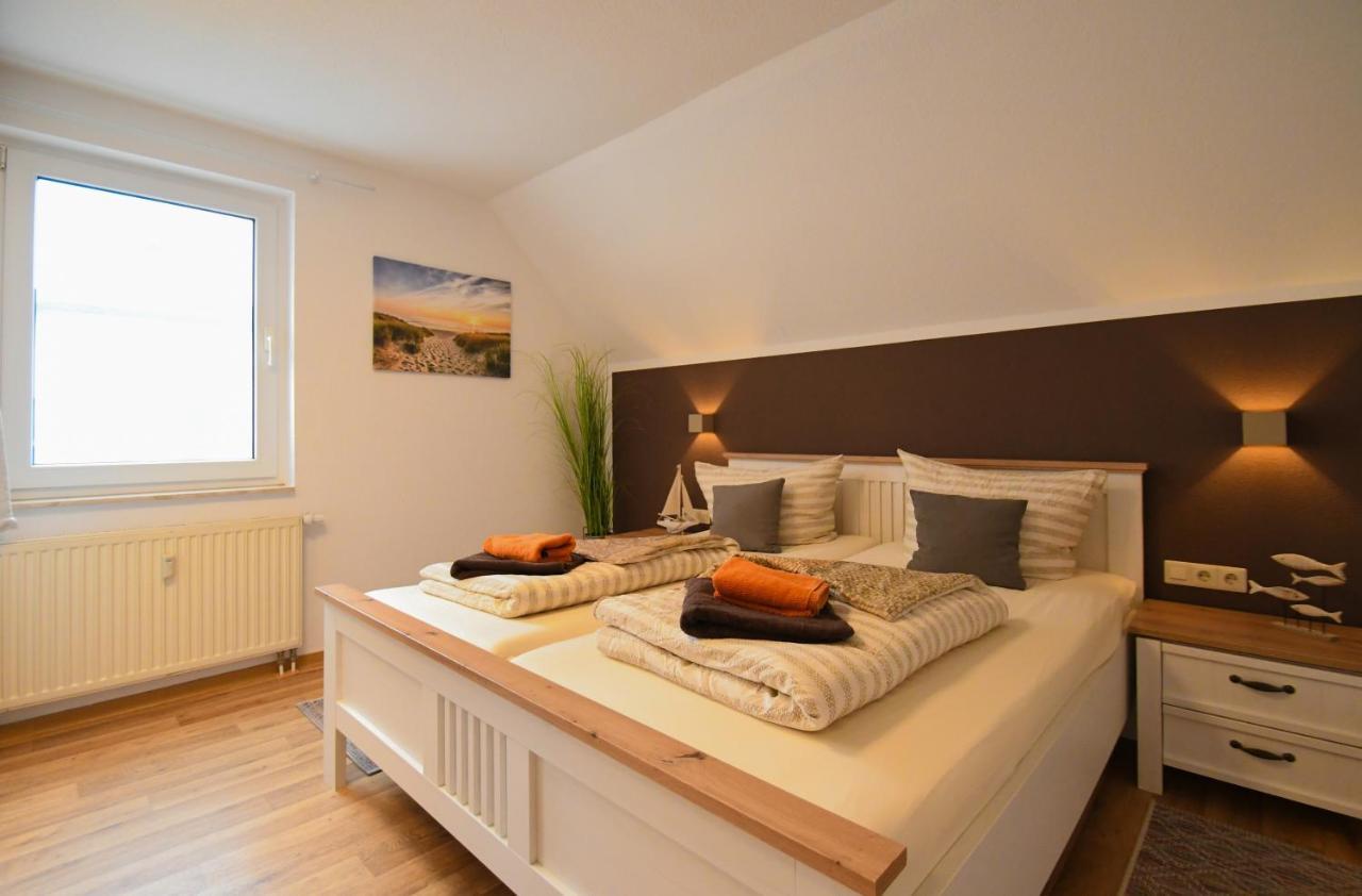 Ferienwohnung Weitblick Mit Logia Lobbe Exterior photo